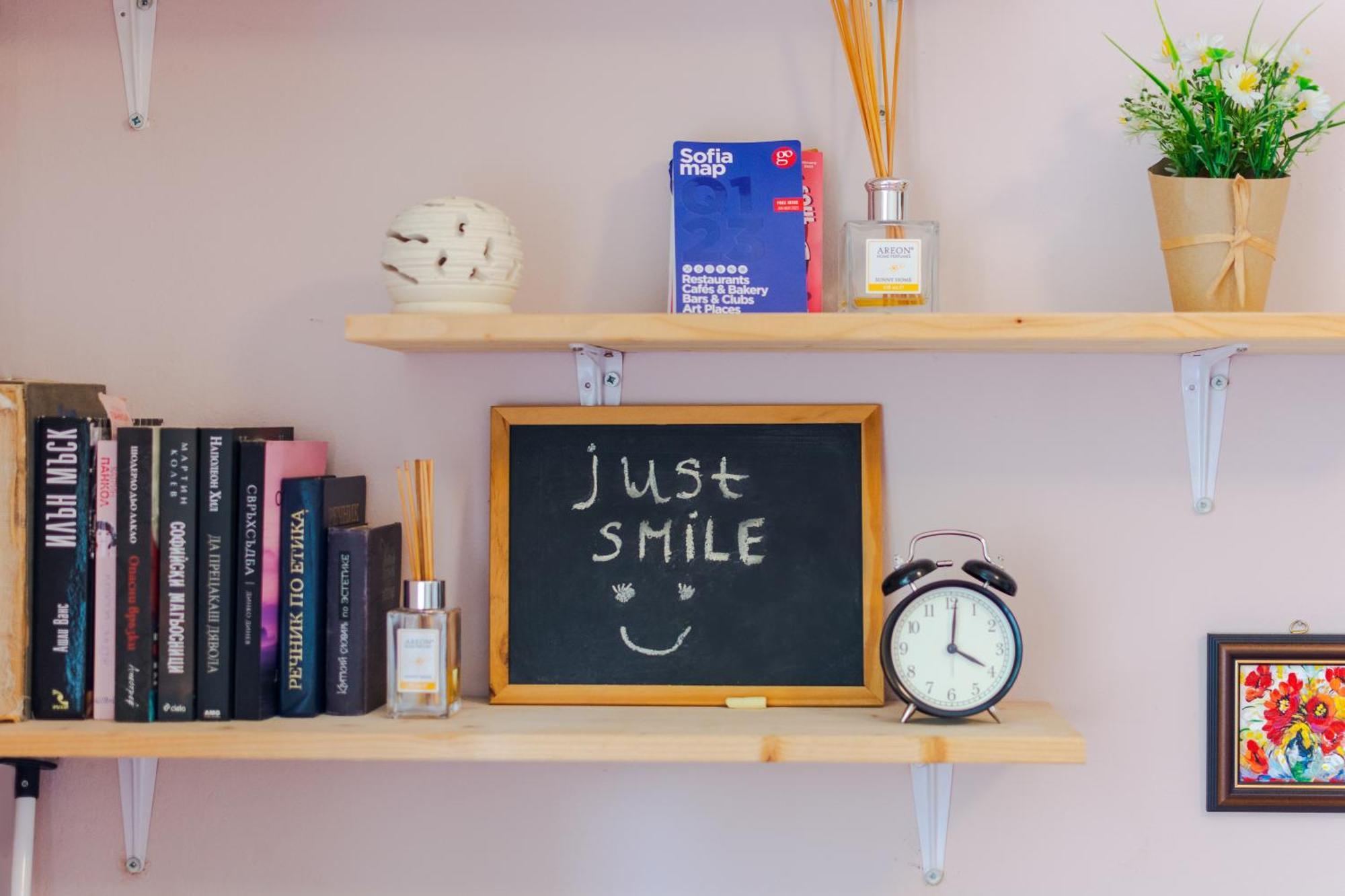 The Top Spot - Cute Little Studio In The Center Σόφια Εξωτερικό φωτογραφία