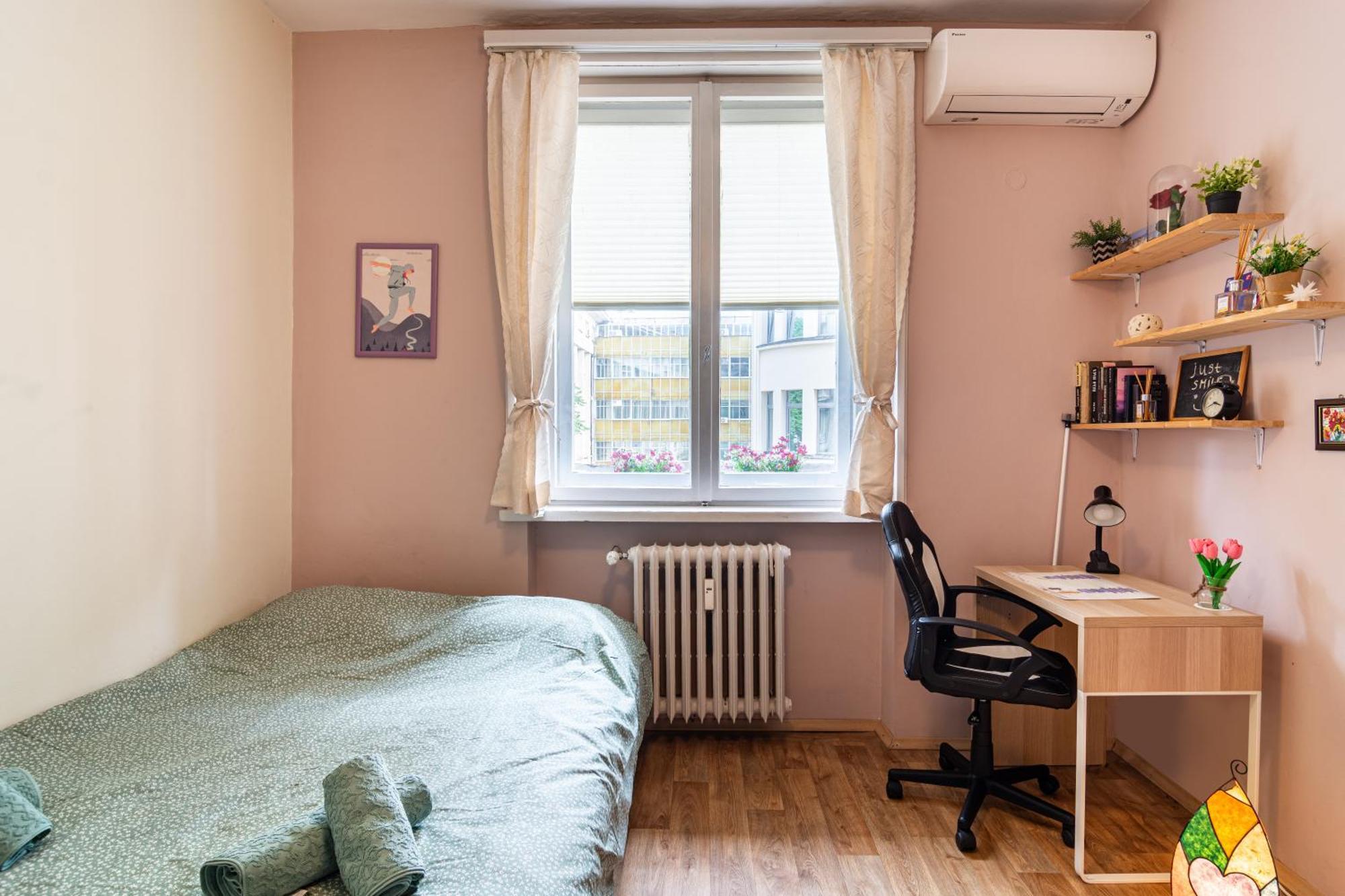 The Top Spot - Cute Little Studio In The Center Σόφια Εξωτερικό φωτογραφία